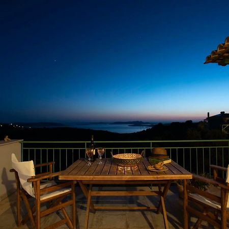 Chamaloni Cottages 피니코운타 외부 사진