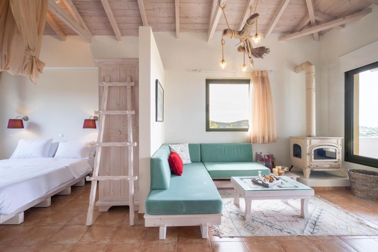 Chamaloni Cottages 피니코운타 외부 사진